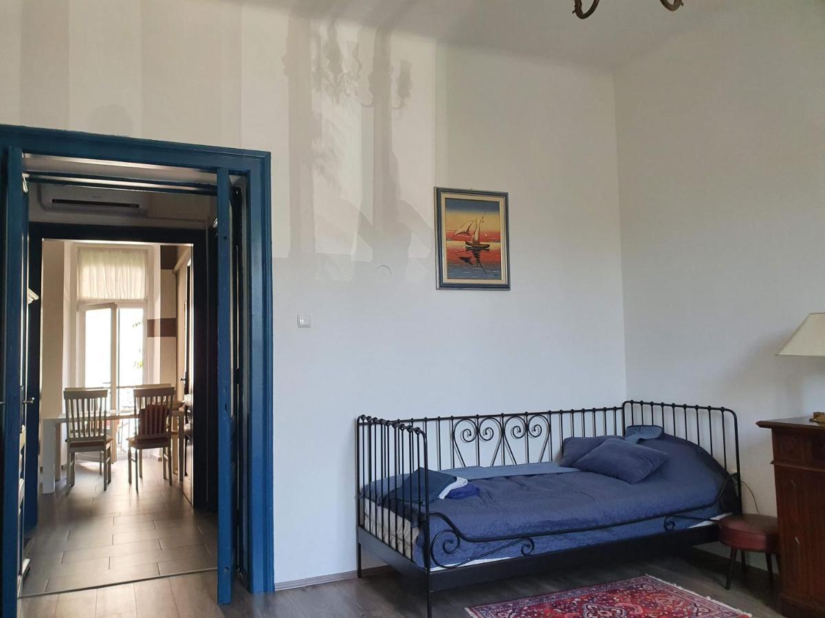 Apartment Tina Pula Bagian luar foto